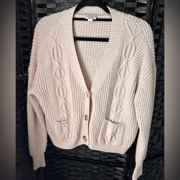 a.n.a Women's Oversized Beige Button-Up Cardigan NWOT - Picture 3 of 7